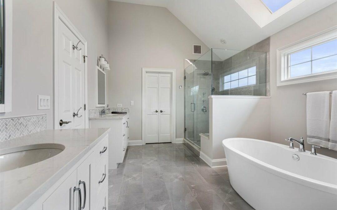 Before & After – Ideas for Master Bathroom Remodel